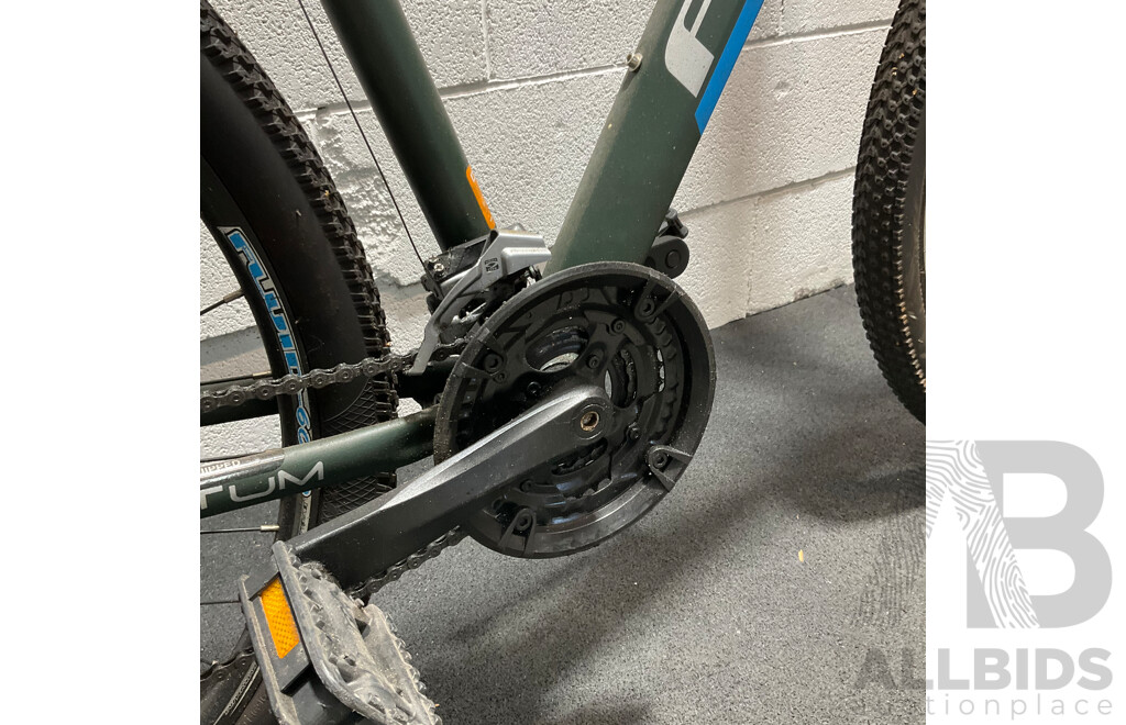 Fluid Momentum Mountain Bike