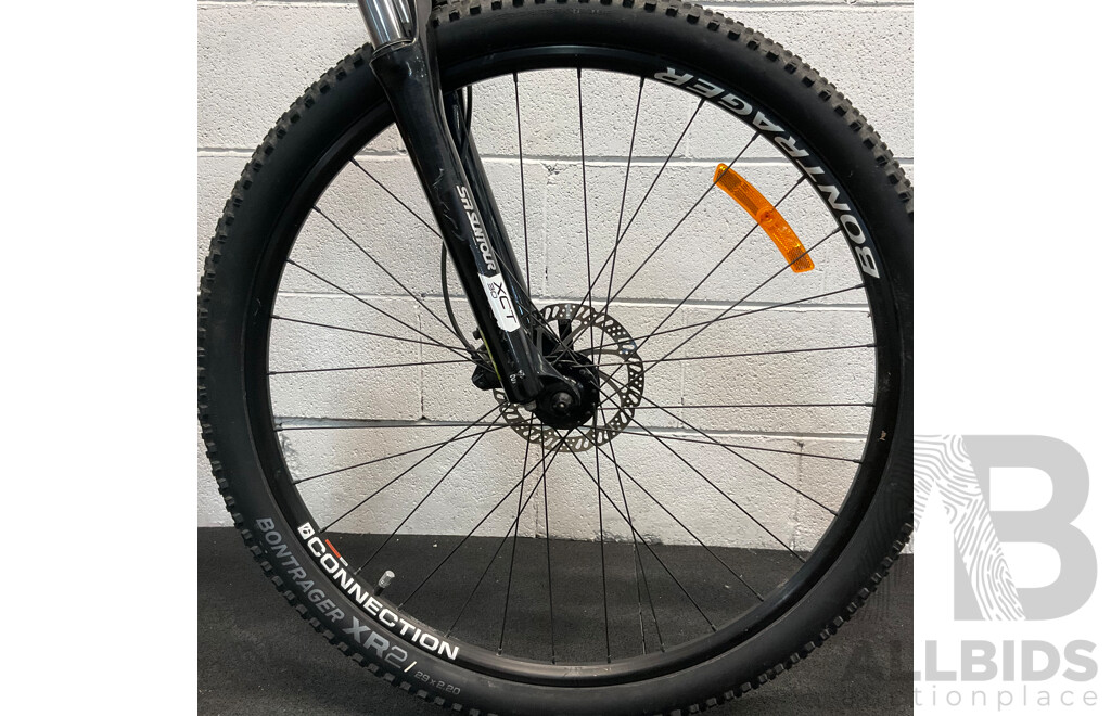 Trek Marlin 6 Mountain Bike