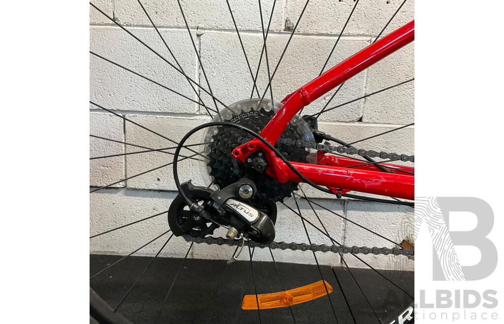 Trek Marlin 6 Mountain Bike