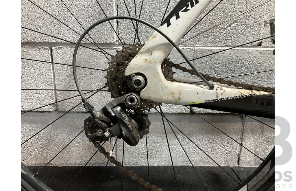 GIANT Trinity Composite Road  Bike