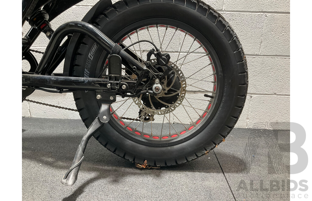 FATBOY Scrambler Electric Bike
