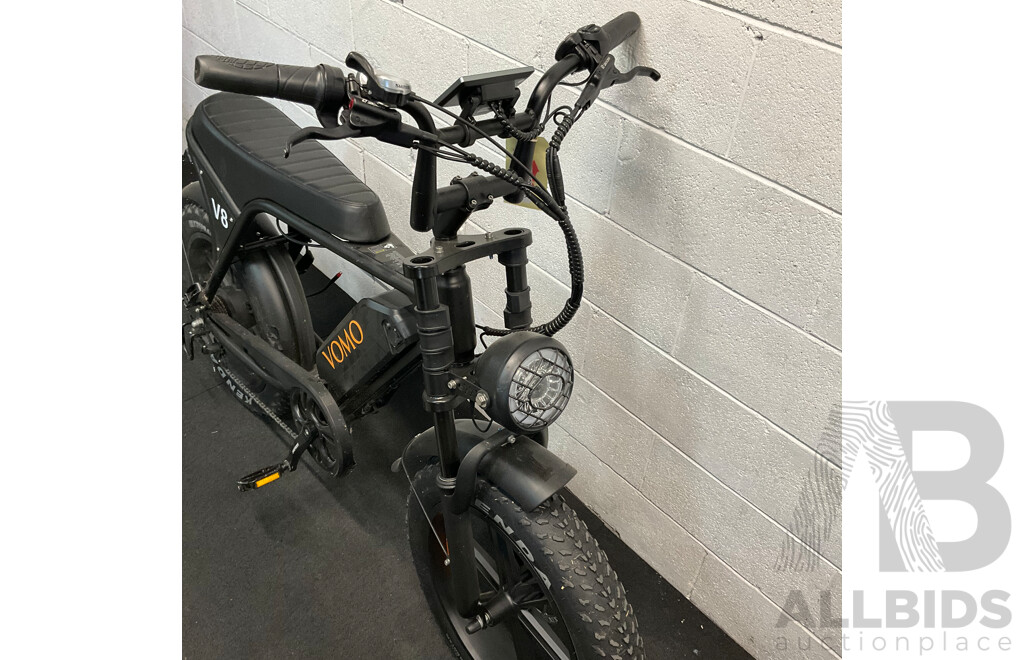 VOMO V8 Fat Tyre Electric Bike