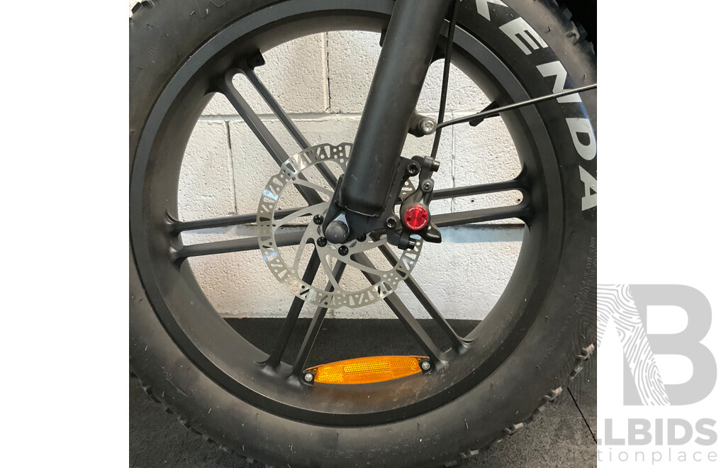 VOMO V8 Fat Tyre Electric Bike