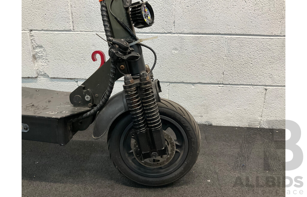 WOLONGGU Electric Scooter