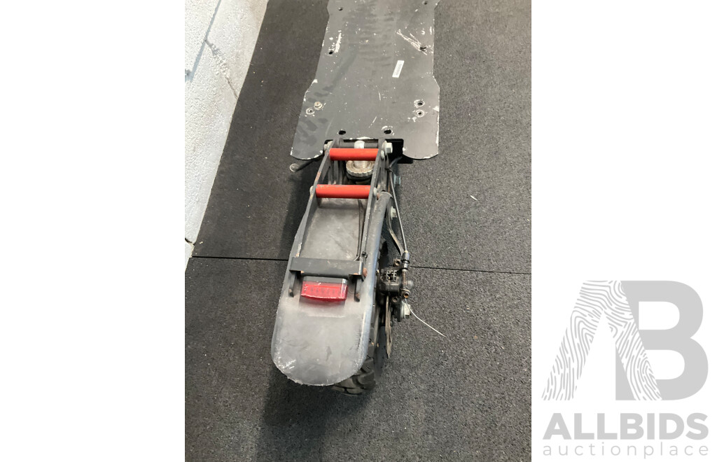 WOLONGGU Electric Scooter