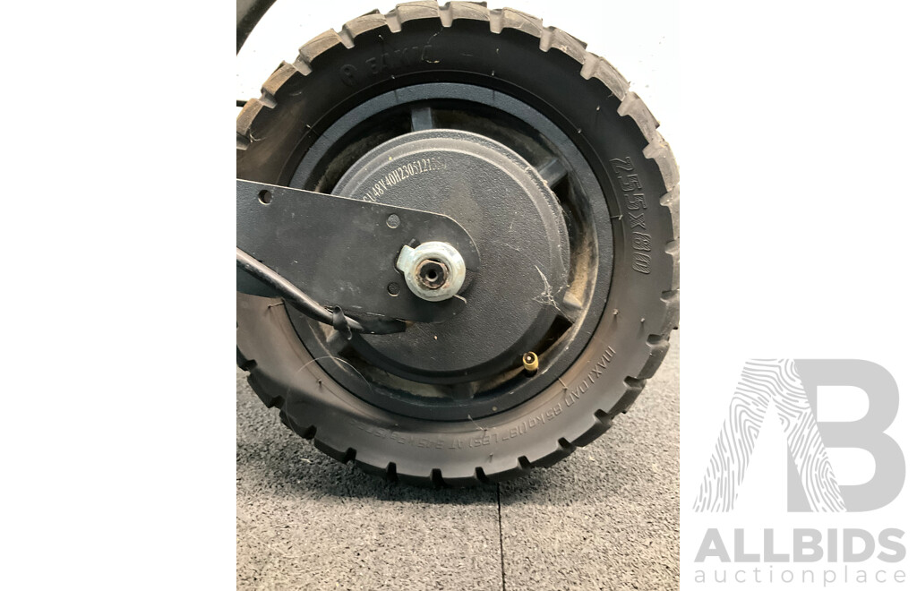 WOLONGGU Electric Scooter