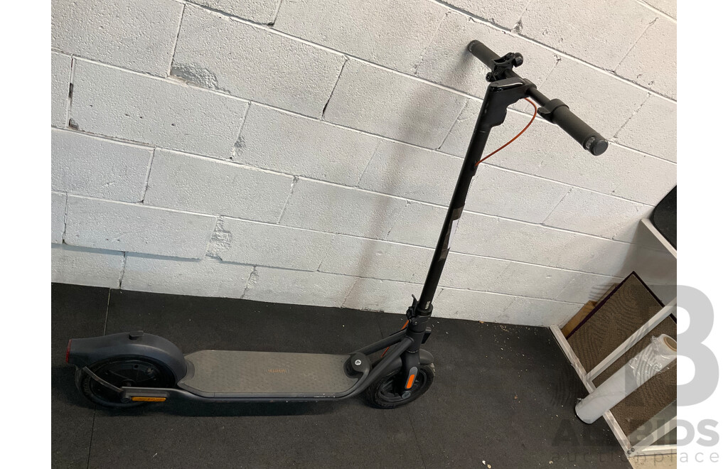 SEGWAY-NINEBOT F-Series Electric Scooter