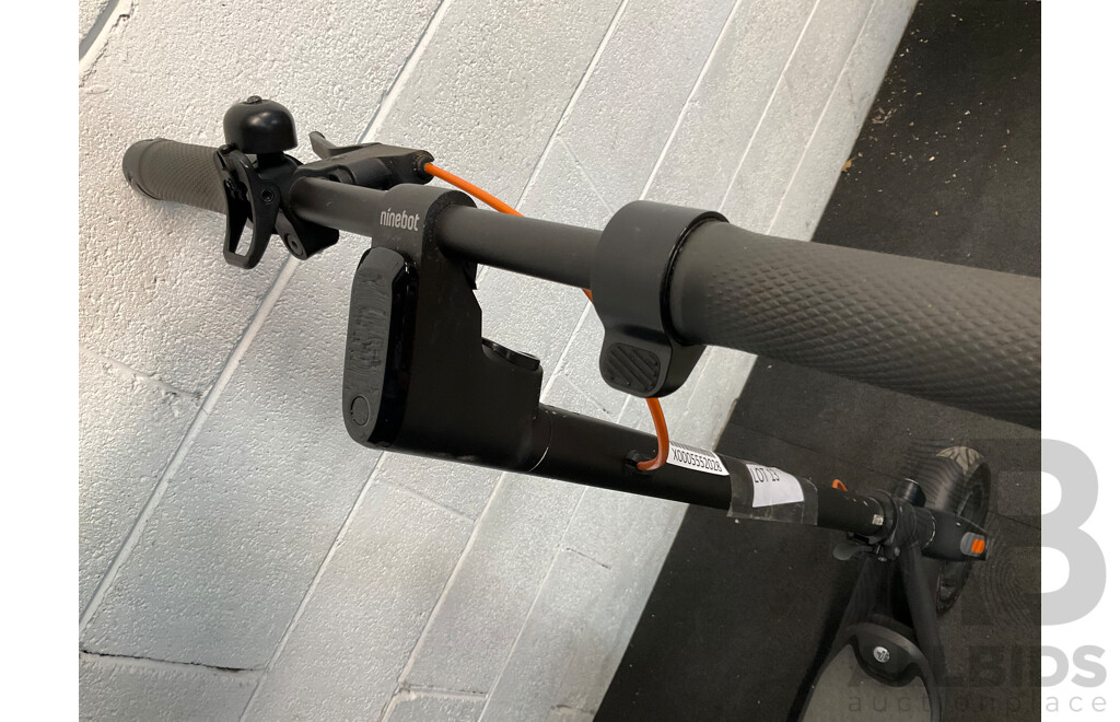 SEGWAY-NINEBOT F-Series Electric Scooter