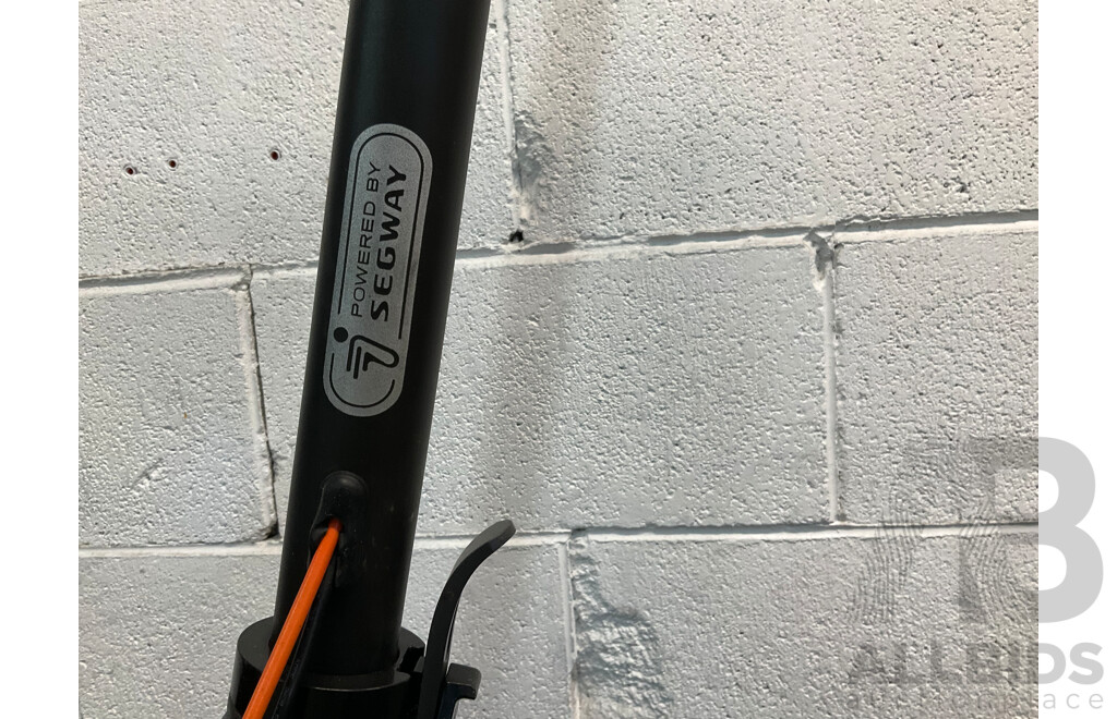 SEGWAY-NINEBOT F-Series Electric Scooter