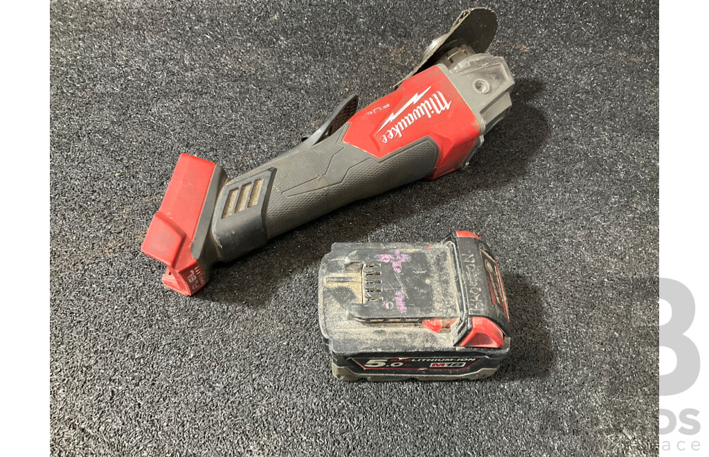 MILWAUKEE M18 Fuel Angle Grinder (FAG125YPD) with 5.0ah Battery