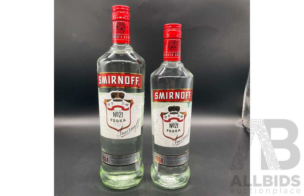 SMIRNOFF Vodka 1000ml & 700ml - Lot of 2