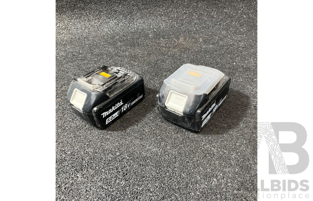MAKITA 18v 5.0Ah Battery - Lot of 2