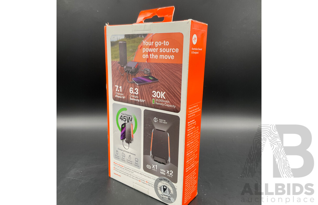 Cygnett 30k Power Bank with Cable and Light