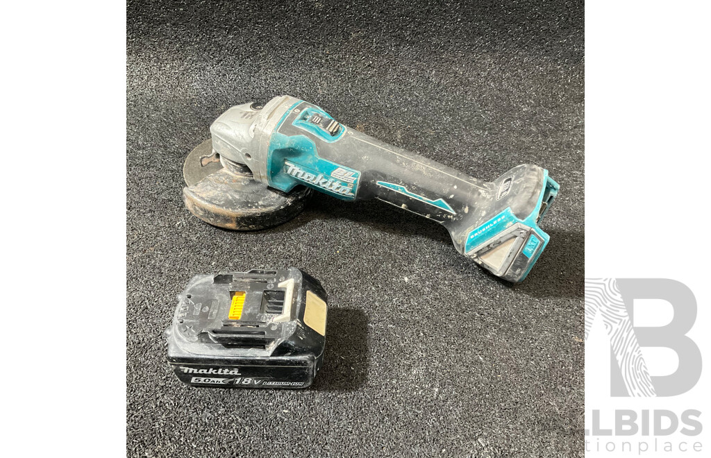 MAKITA 18V Angle Grinder (DGA504) with 5.0Ah Battery