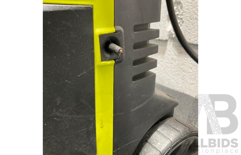RYOBI 1800W 2000PSI Pressure Washer
