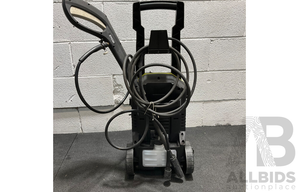 RYOBI 1800W 2000PSI Pressure Washer