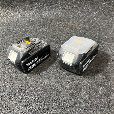 MAKITA 18v  5.0Ah Battery - Lot of 2