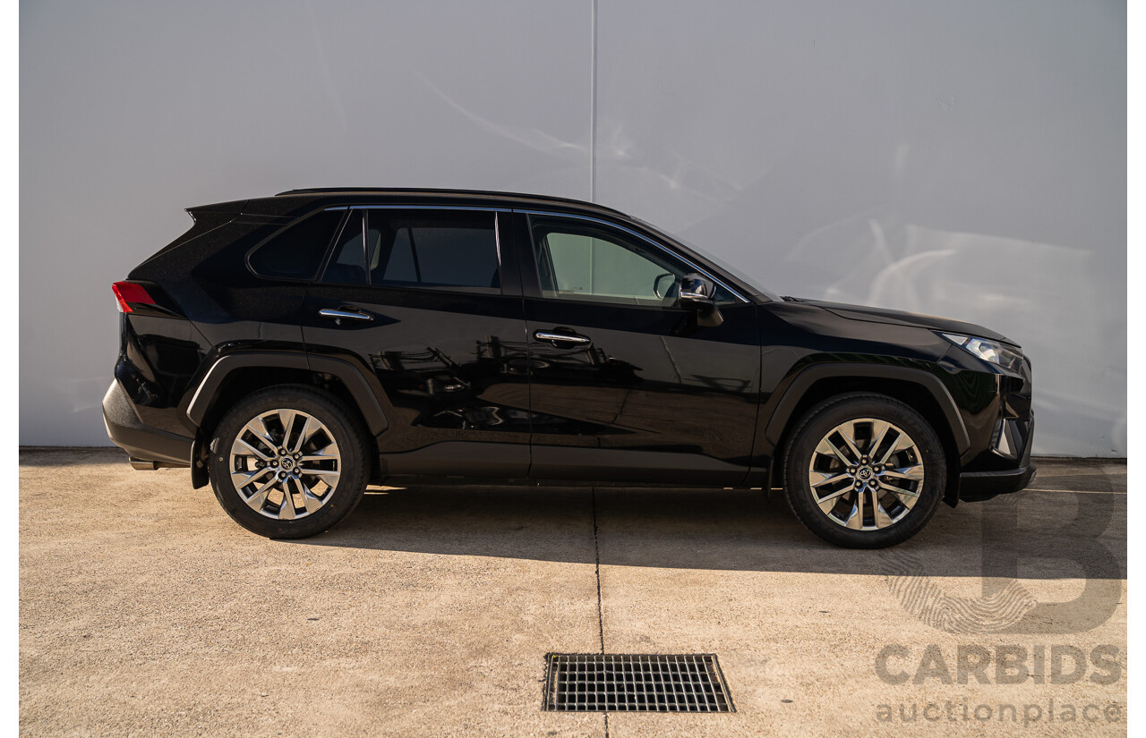 01/2019 Toyota Rav4 Cruiser MXAA52R MY19 4d Wagon Attitude Black Pearl 2.0L