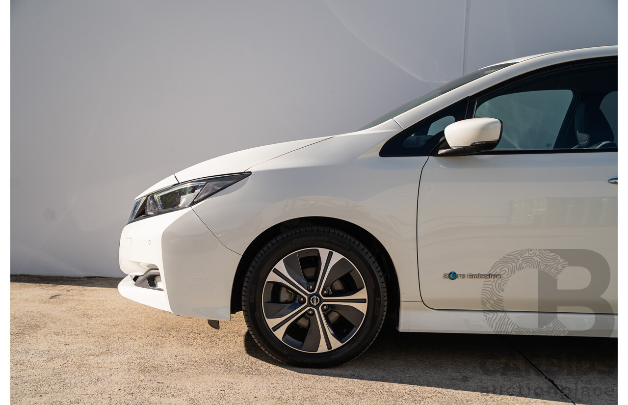 02/2022 Nissan Leaf EV ZE1 MY22 4d Hatchback Arctic White Battery Electric Vehicle 110kw