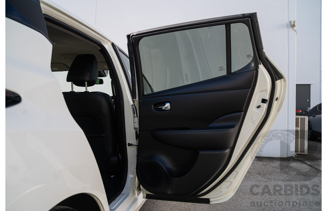 02/2022 Nissan Leaf EV ZE1 MY22 4d Hatchback Arctic White Battery Electric Vehicle 110kw