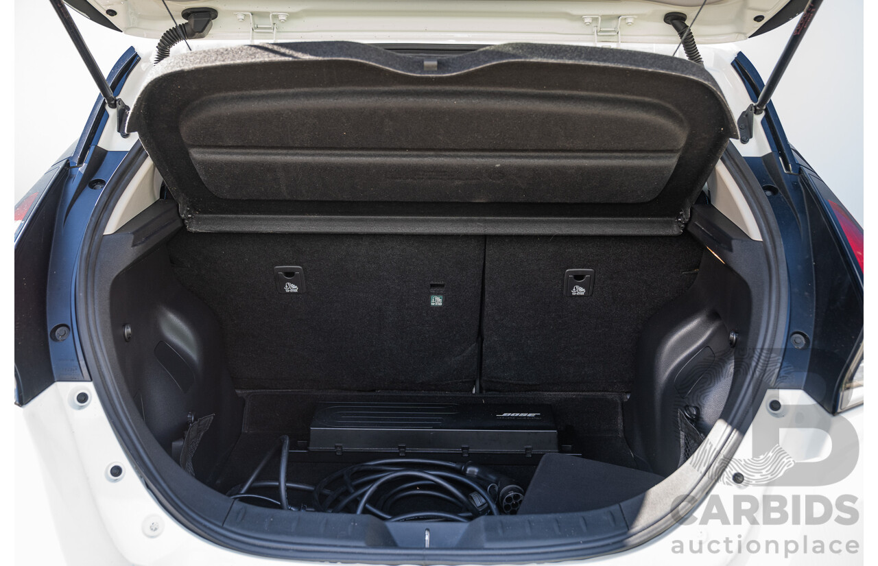 02/2022 Nissan Leaf EV ZE1 MY22 4d Hatchback Arctic White Battery Electric Vehicle 110kw