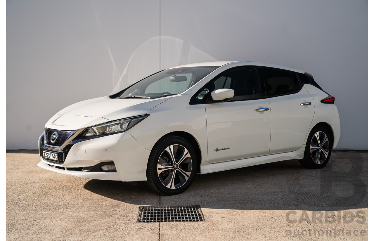 02/2022 Nissan Leaf EV ZE1 MY22 4d Hatchback Arctic White Battery Electric Vehicle 110kw