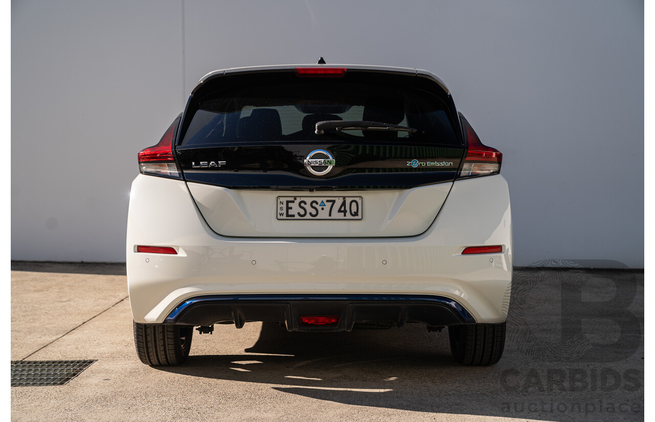 02/2022 Nissan Leaf EV ZE1 MY22 4d Hatchback Arctic White Battery Electric Vehicle 110kw