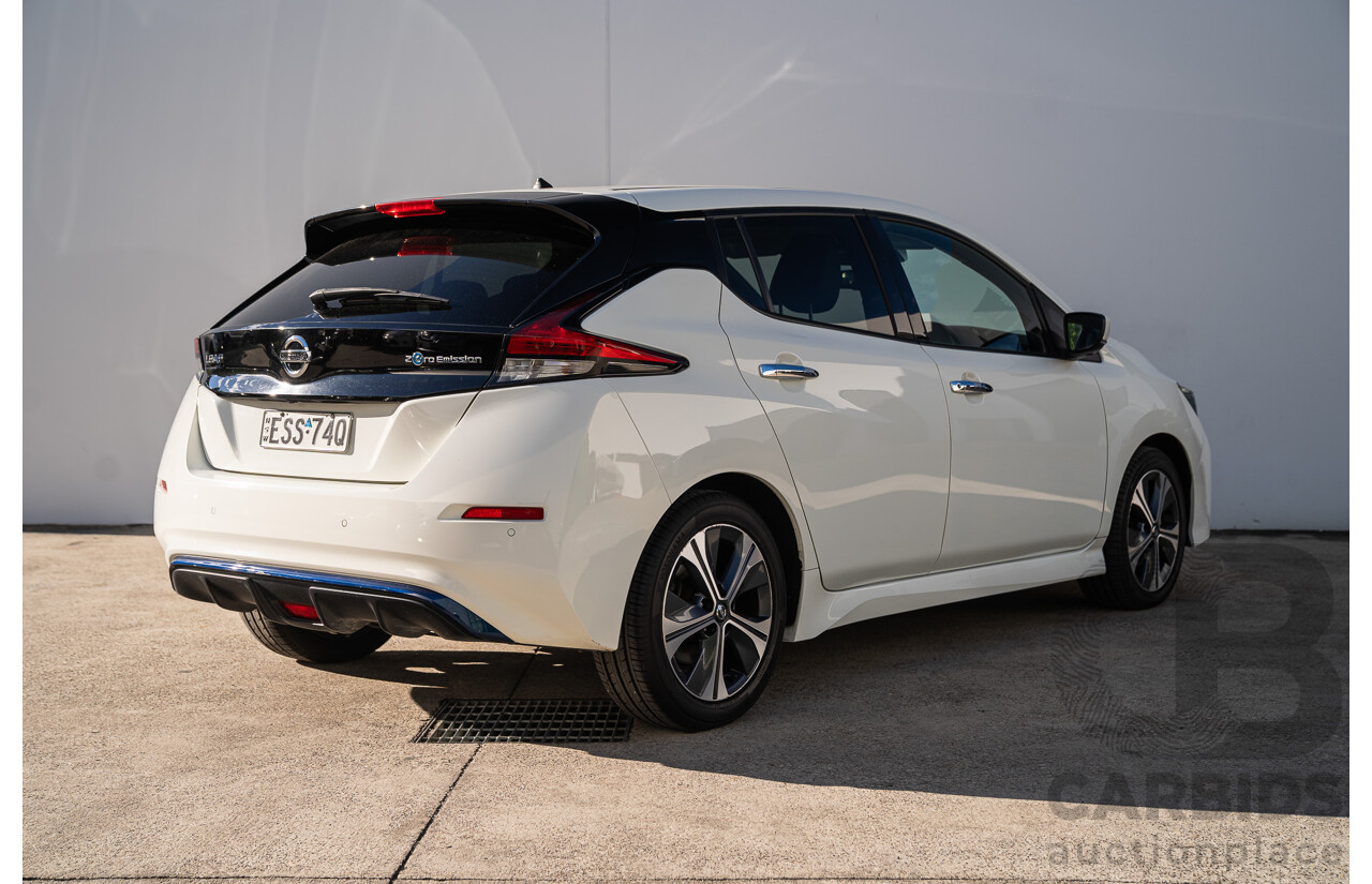 02/2022 Nissan Leaf EV ZE1 MY22 4d Hatchback Arctic White Battery Electric Vehicle 110kw