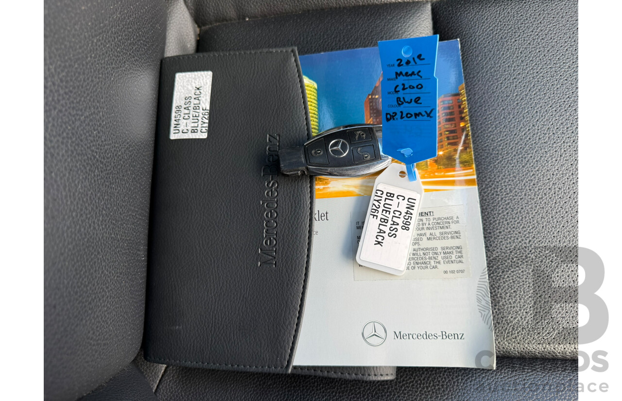 12/2012 Mercedes-Benz C200 BE RWD W204 MY12 4D Sedan Cavansite Blue Metallic 1.8L