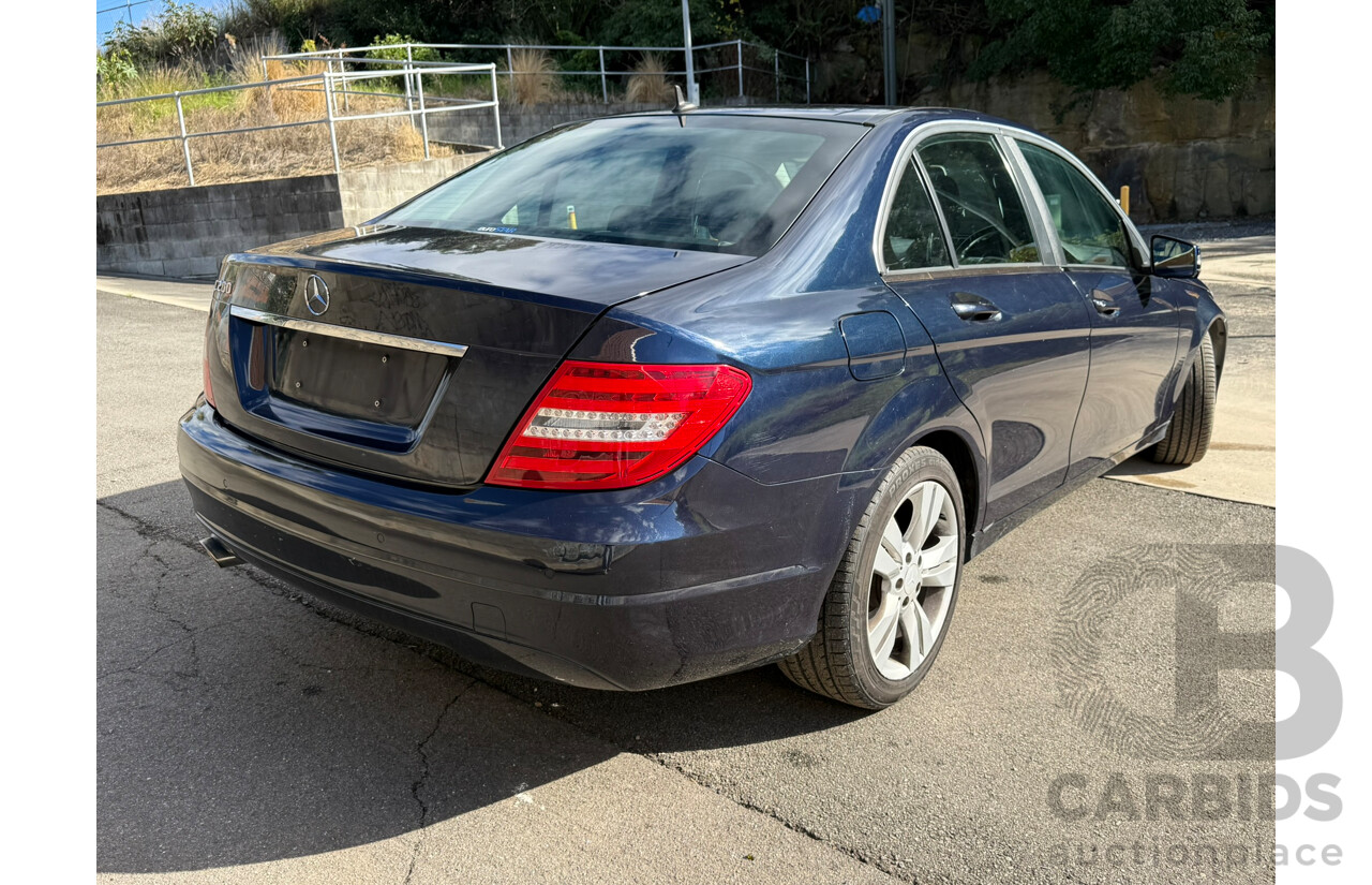12/2012 Mercedes-Benz C200 BE RWD W204 MY12 4D Sedan Cavansite Blue Metallic 1.8L