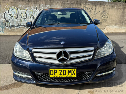12/2012 Mercedes-Benz C200 BE RWD W204 MY12 4D Sedan Cavansite Blue Metallic 1.8L