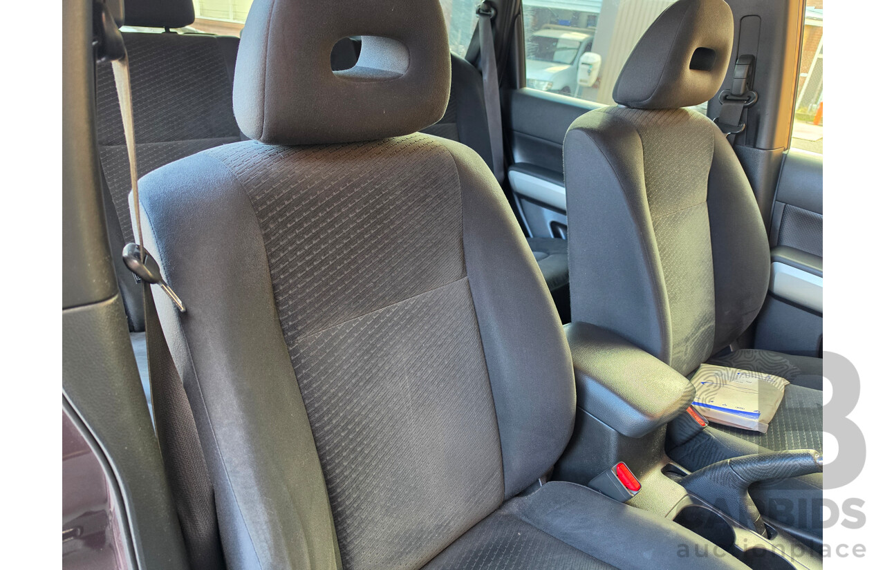 01/2013 Nissan X-Trail ST T31 SERIES 5 4d Wagon Grey 2.0L