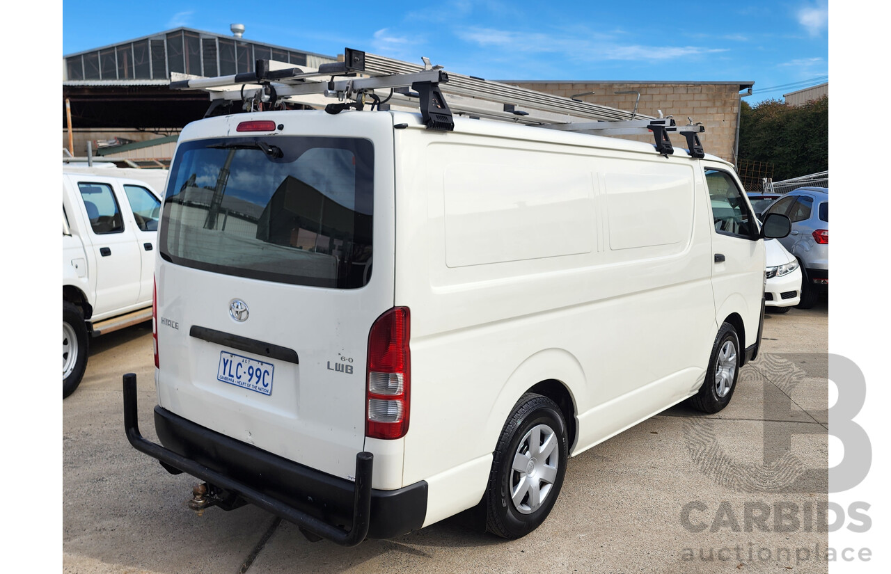 04/2016 Toyota Hiace LWB KDH201R MY15 4d Van White 3.0L