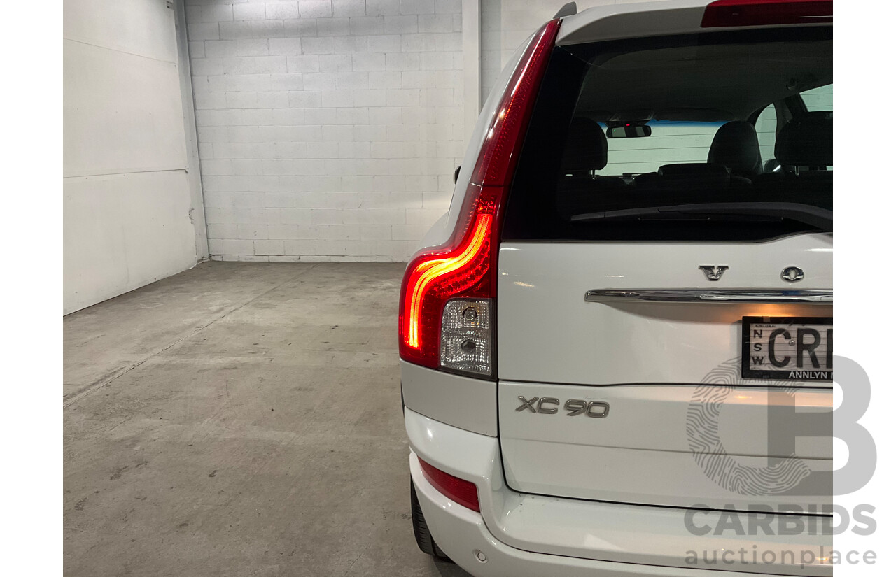 02/2014 Volvo XC90 D5 R-Design MY14 4d Wagon Ice White Turbo Diesel 2.4L