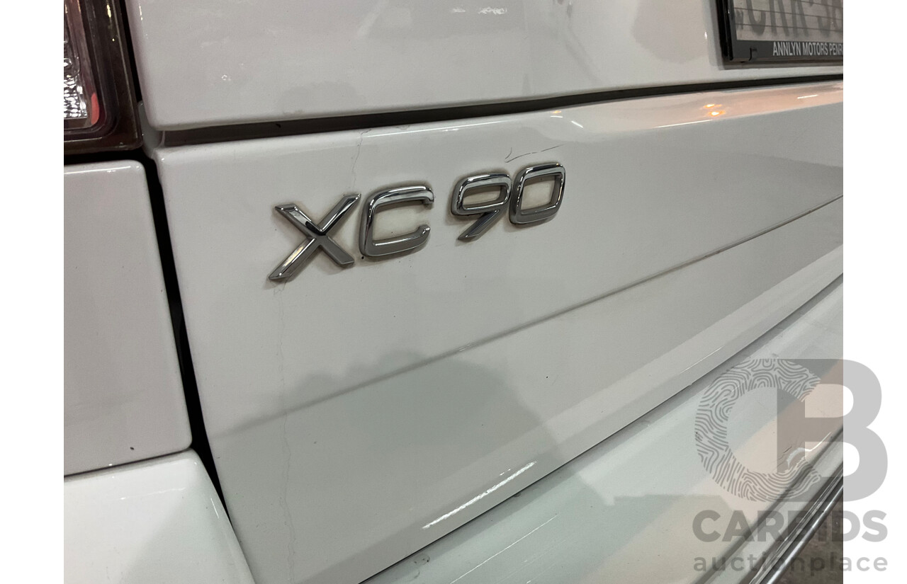 02/2014 Volvo XC90 D5 R-Design MY14 4d Wagon Ice White Turbo Diesel 2.4L