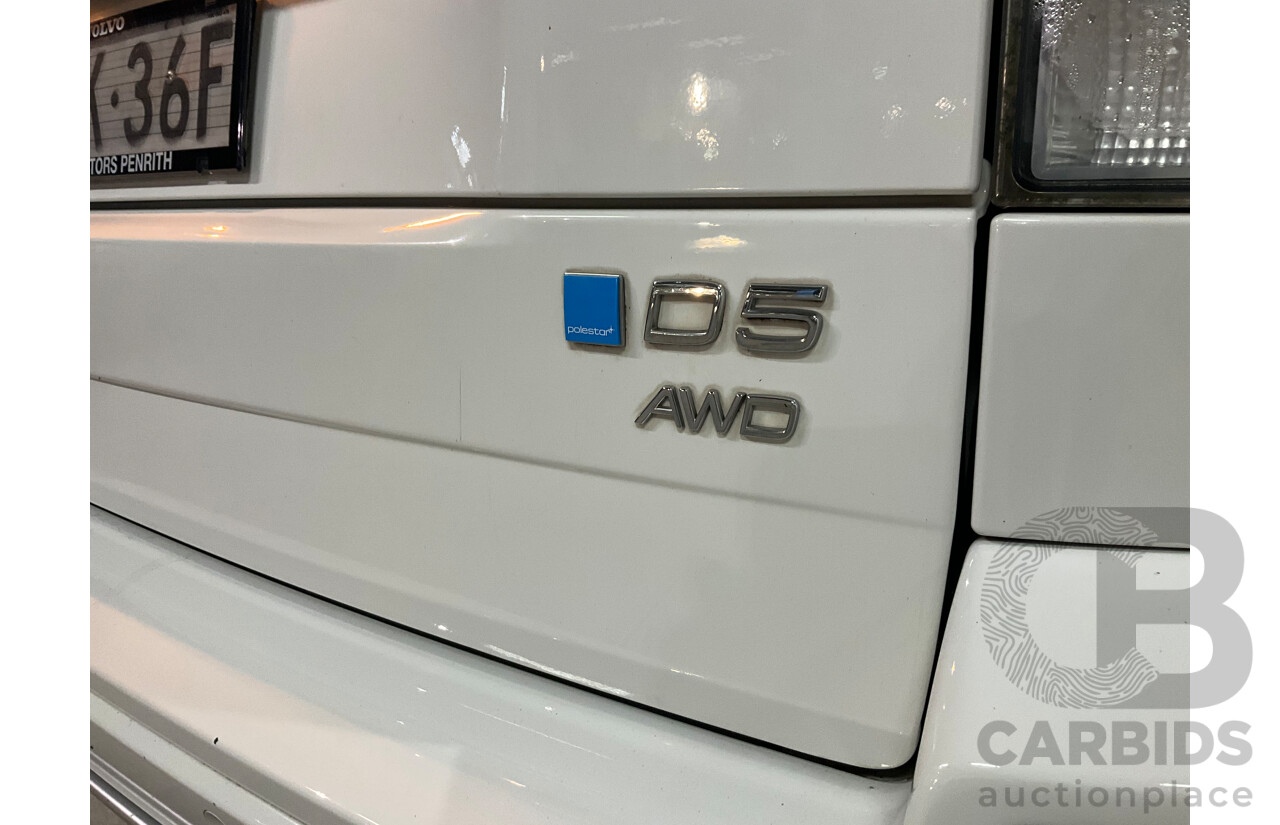 02/2014 Volvo XC90 D5 R-Design MY14 4d Wagon Ice White Turbo Diesel 2.4L