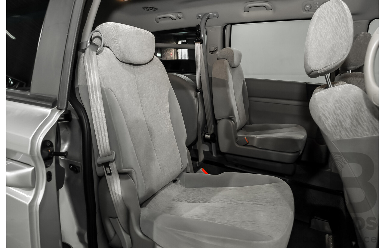 11/2014 Kia Grand Carnival S VQ MY14 Titanium Silver 3.5L - Engineered