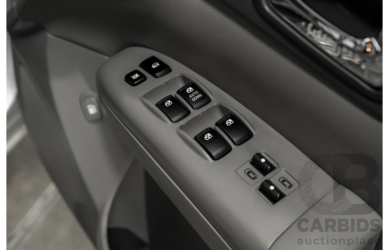 11/2014 Kia Grand Carnival S VQ MY14 Titanium Silver 3.5L - Engineered
