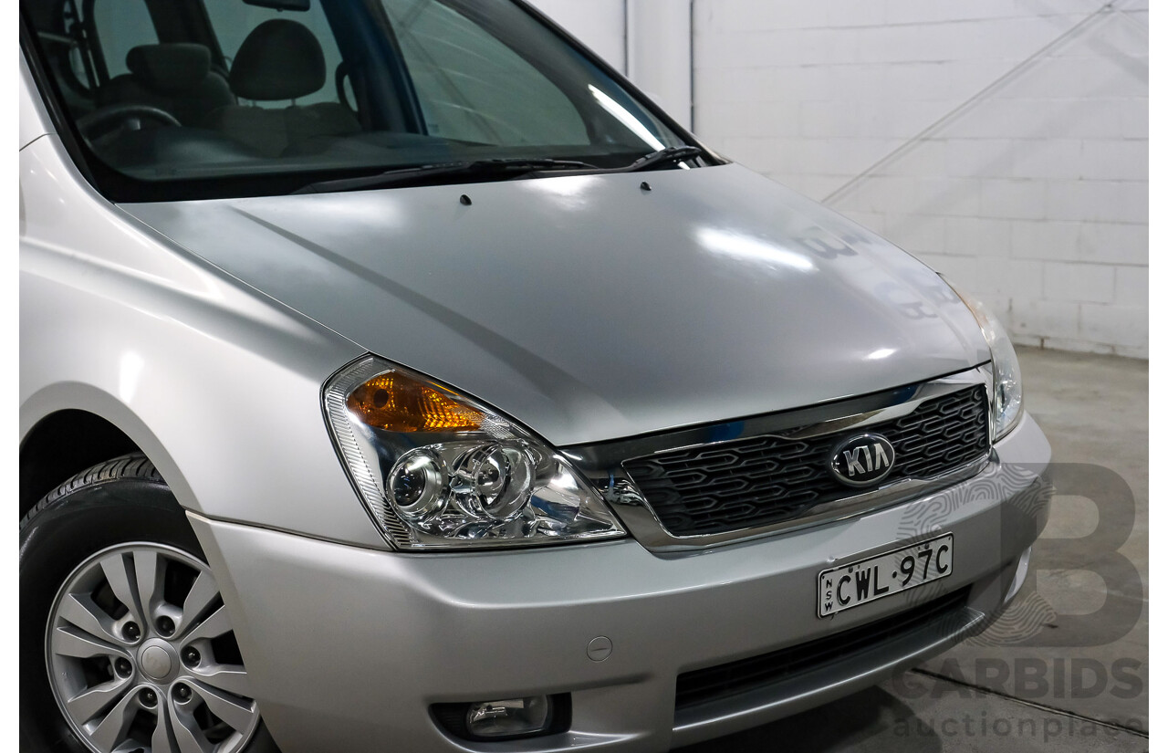 11/2014 Kia Grand Carnival S VQ MY14 Titanium Silver 3.5L - Engineered