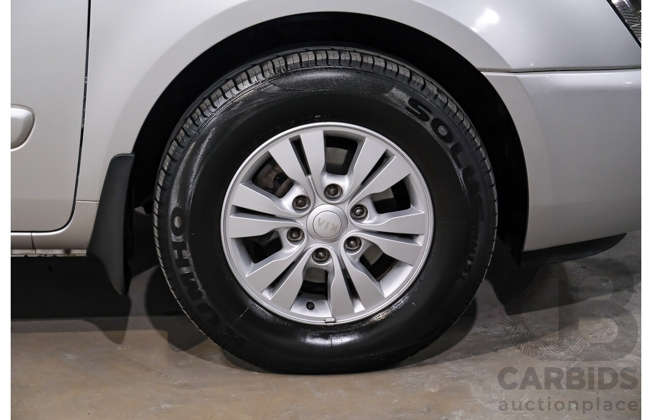 11/2014 Kia Grand Carnival S VQ MY14 Titanium Silver 3.5L - Engineered