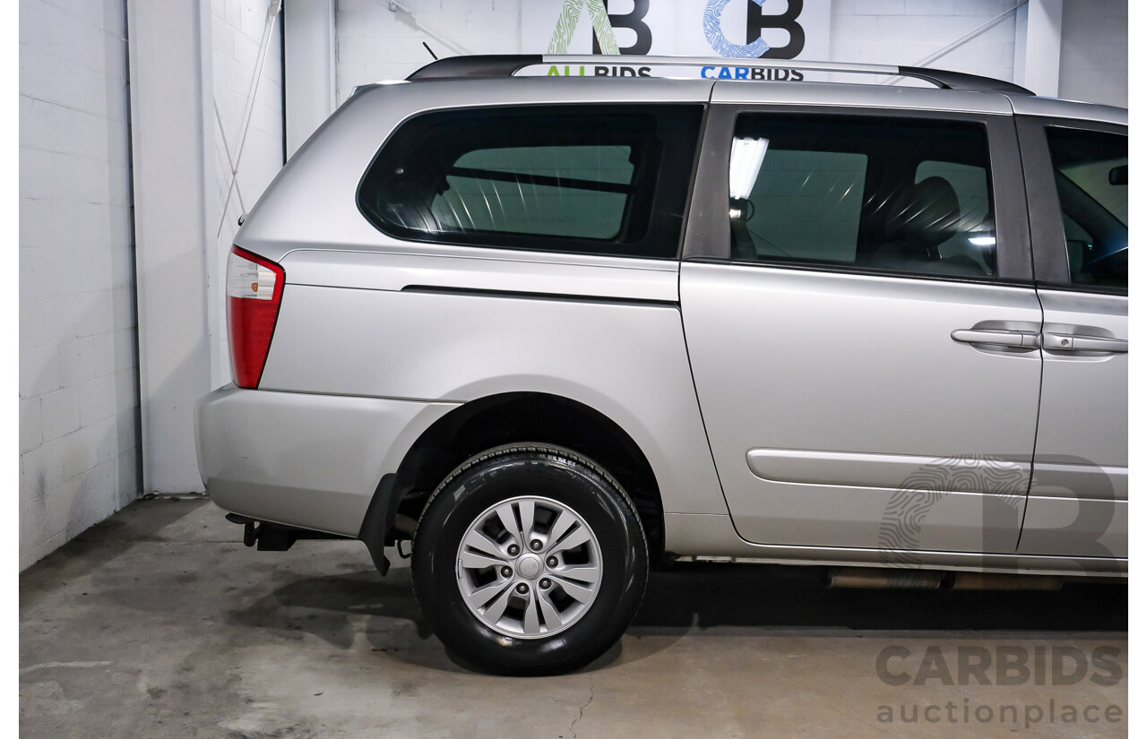 11/2014 Kia Grand Carnival S VQ MY14 Titanium Silver 3.5L - Engineered