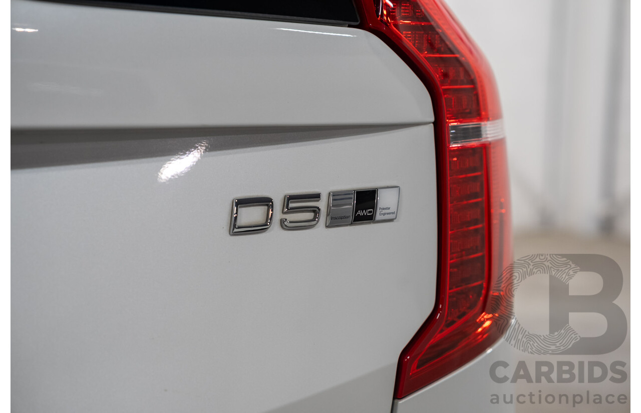 07/2019 Volvo XC90 D5 Inscription AWD 256 MY20 4d Wagon Crystal White Turbo Diesel 2.0L