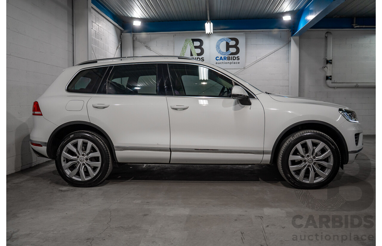 05/2015 Volkswagen Touareg V6 TDI (AWD) 7P MY15 4D Wagon White Turbo Diesel V6 3.0L