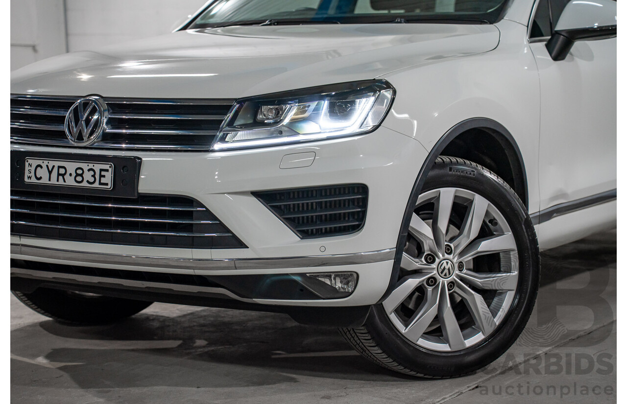 05/2015 Volkswagen Touareg V6 TDI (AWD) 7P MY15 4D Wagon White Turbo Diesel V6 3.0L
