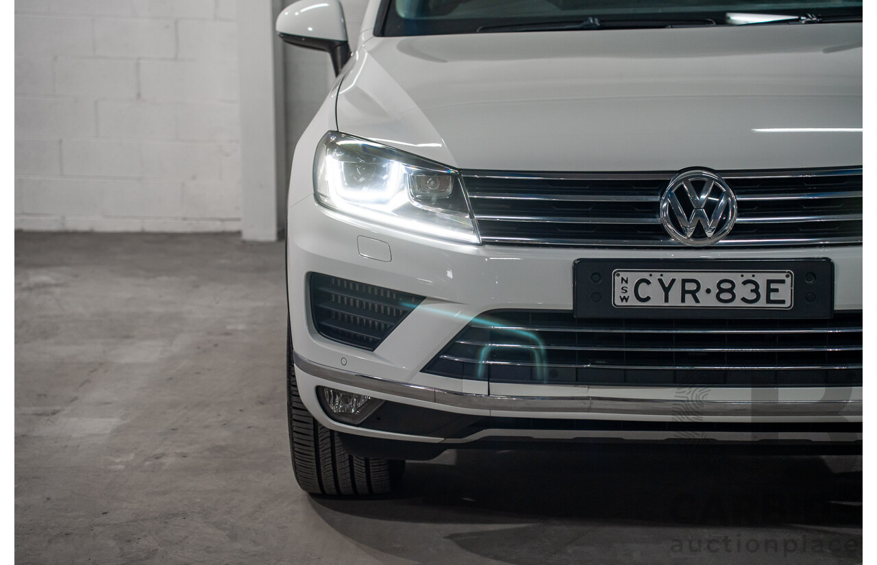 05/2015 Volkswagen Touareg V6 TDI (AWD) 7P MY15 4D Wagon White Turbo Diesel V6 3.0L