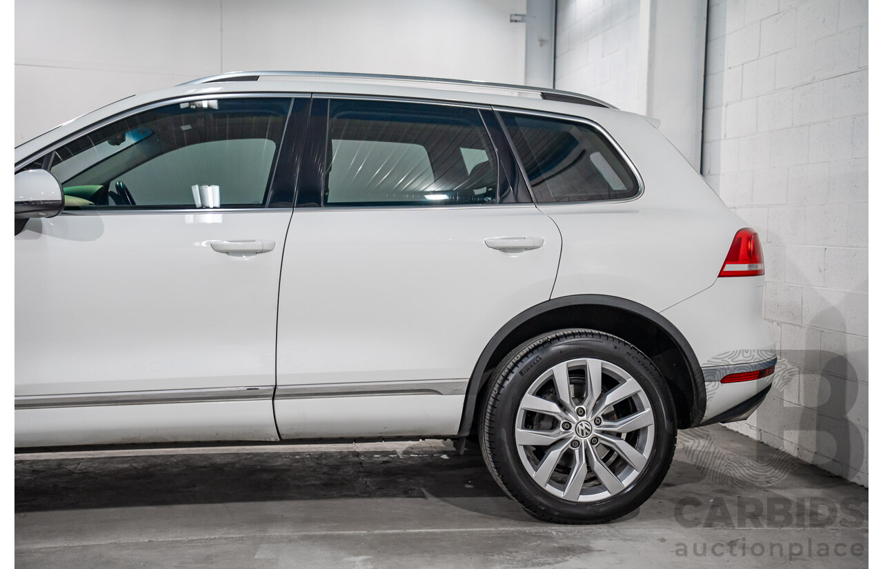 05/2015 Volkswagen Touareg V6 TDI (AWD) 7P MY15 4D Wagon White Turbo Diesel V6 3.0L