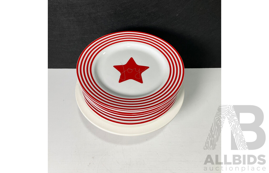 Set of Eight Rhubarb Porcelain 