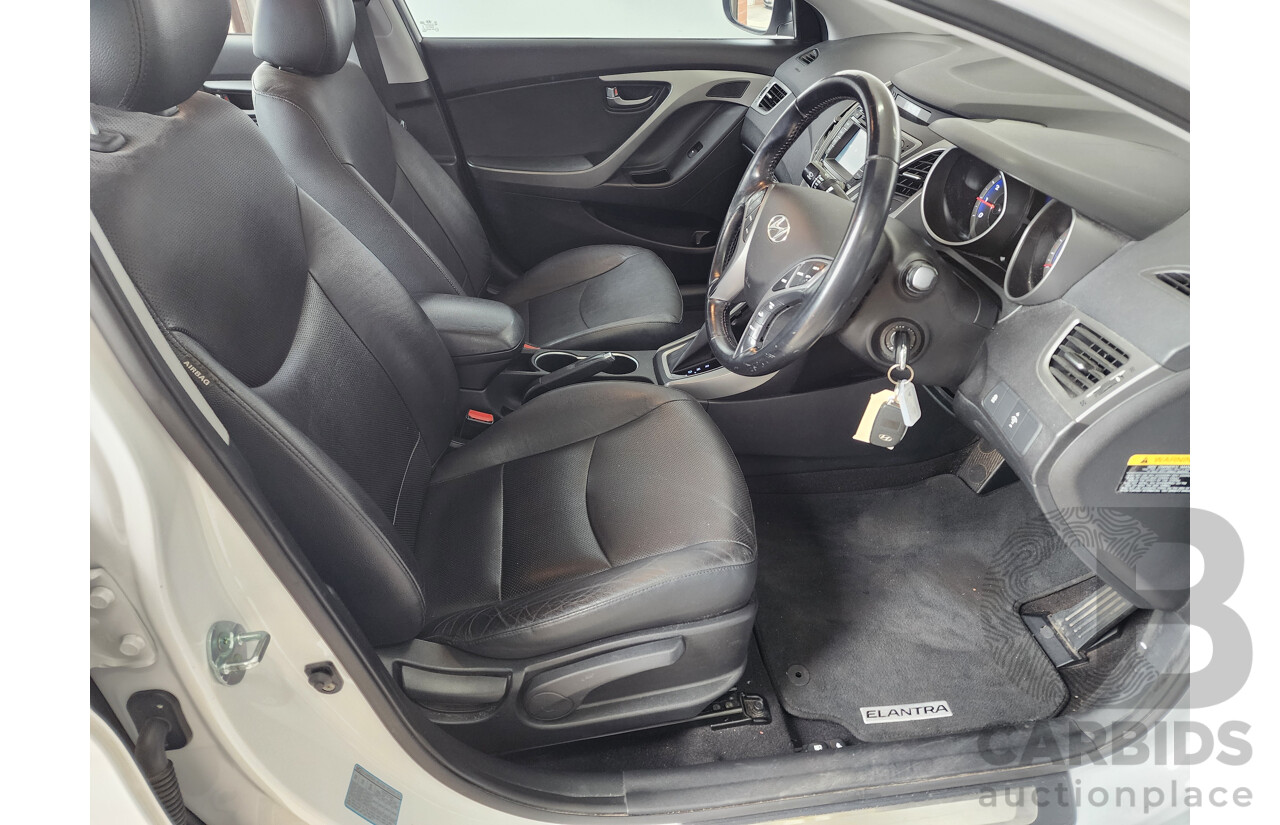03/2015 Hyundai Elantra Active Special Edition MD SERIES 2 (MD3) 4d Sedan White 1.8L