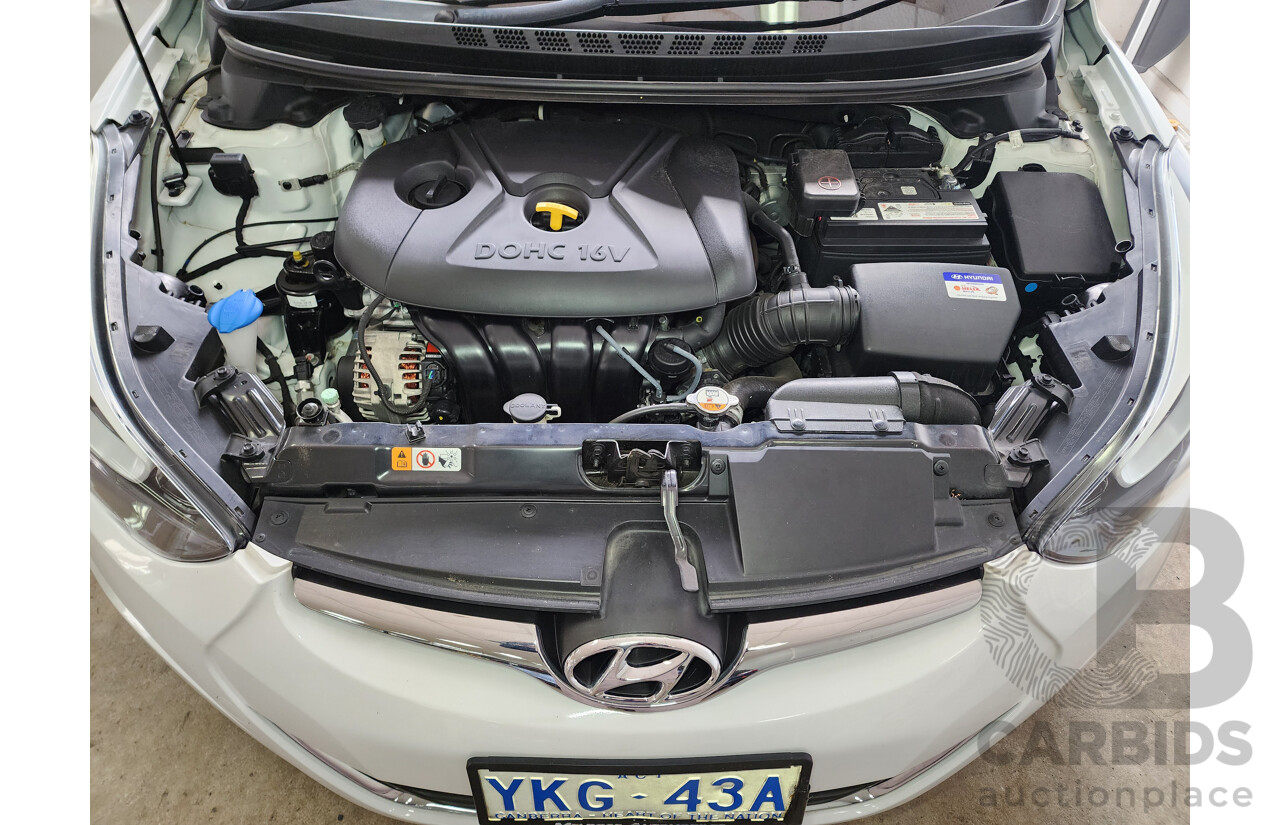 03/2015 Hyundai Elantra Active Special Edition MD SERIES 2 (MD3) 4d Sedan White 1.8L
