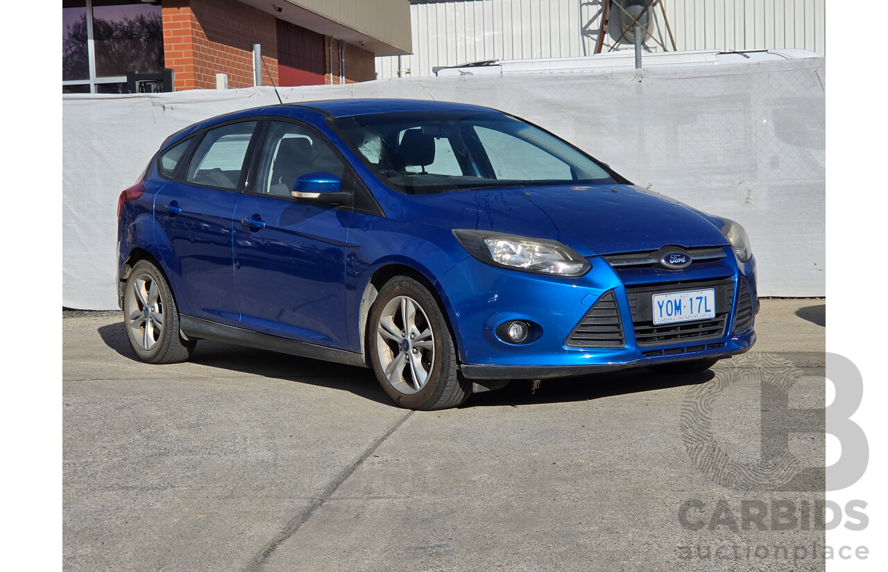 03/2014 Ford Focus Trend LW MK2 MY14 5d Hatchback Blue 2.0L